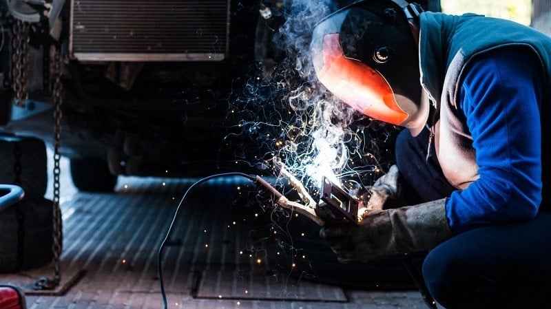 10 Riesgos De Trabajar En Un Taller Mecánico